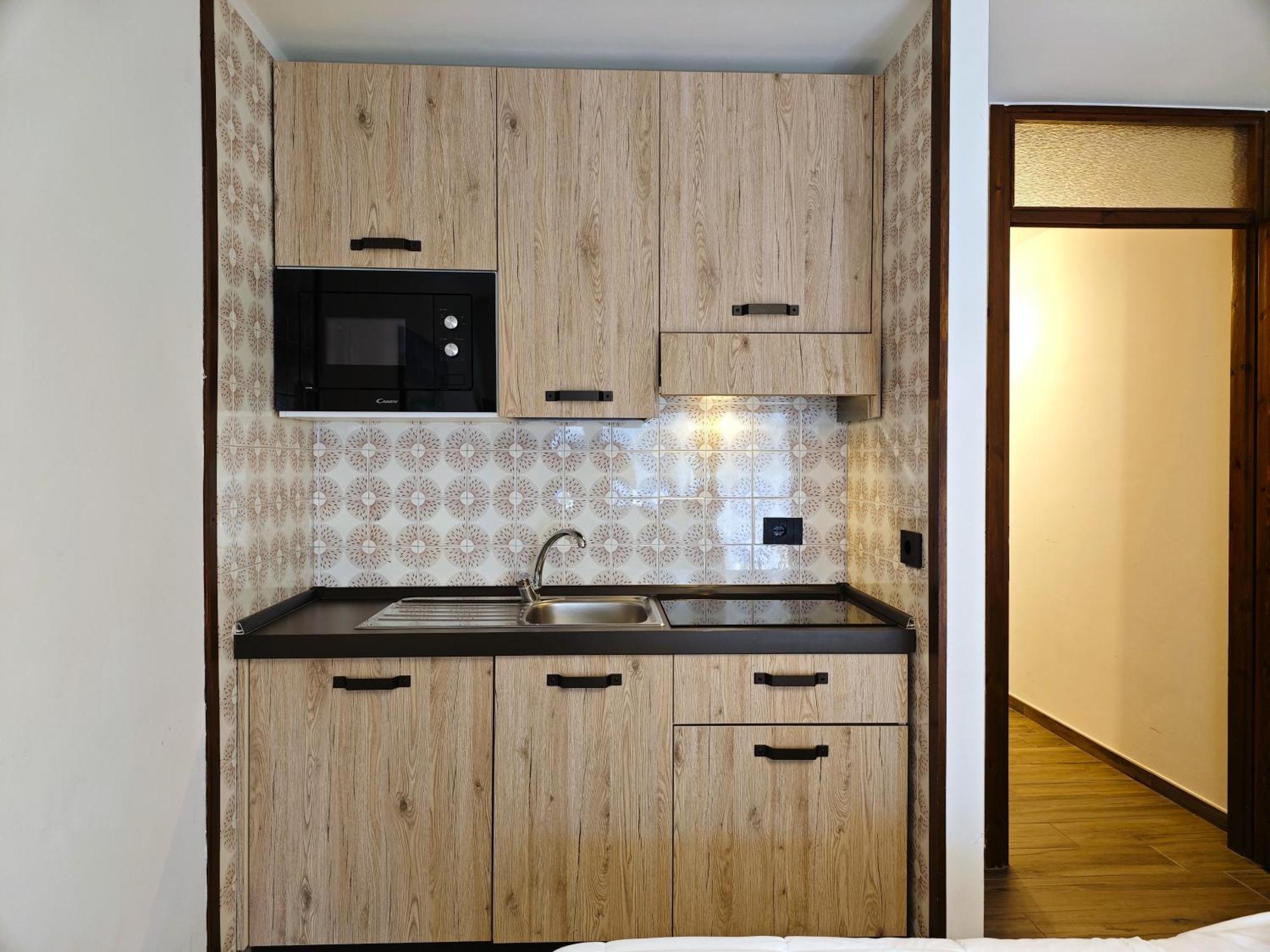 Hostdomus - City Center Apartment セストリエーレ エクステリア 写真